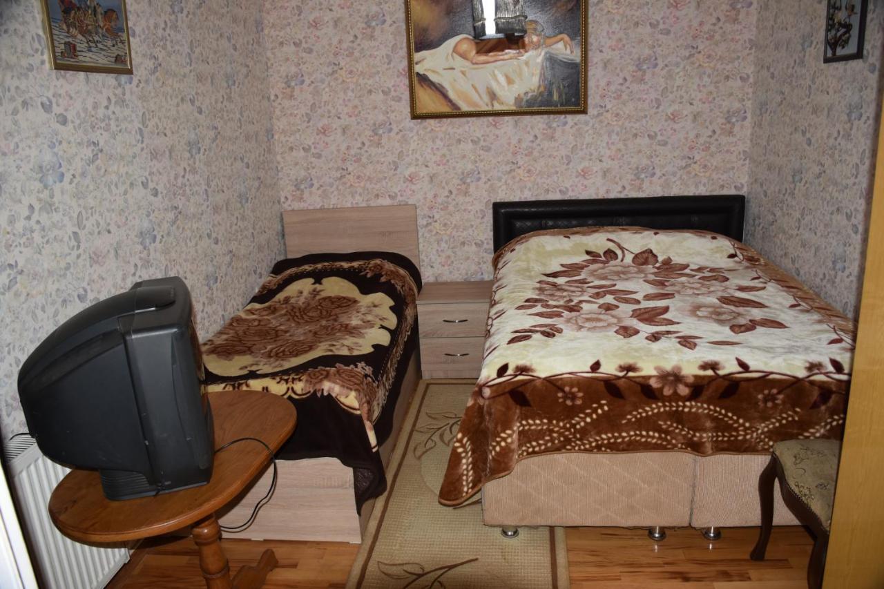 3 Room Flat In Tbilisi ภายนอก รูปภาพ