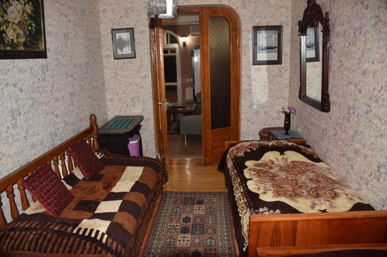 3 Room Flat In Tbilisi ภายนอก รูปภาพ